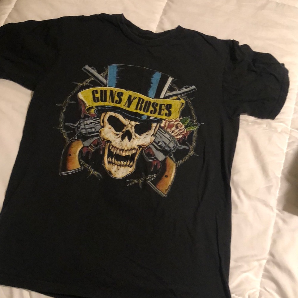 Guns N’ Roses t shirt size Small